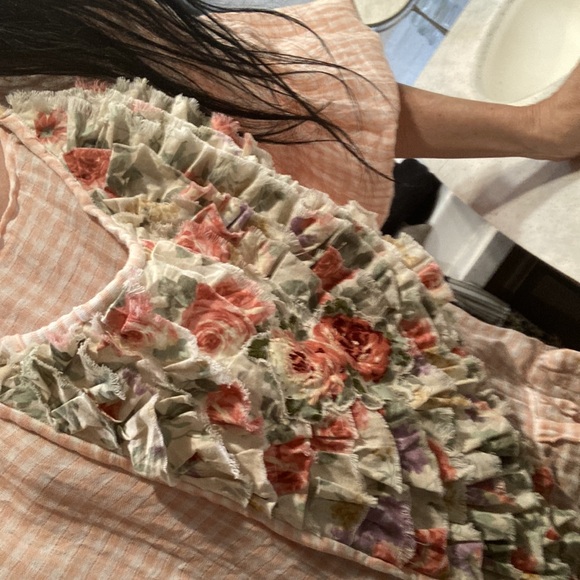 Jabot, magnolia pearl similar. Look alike ruffles colorful - Picture 3 of 16